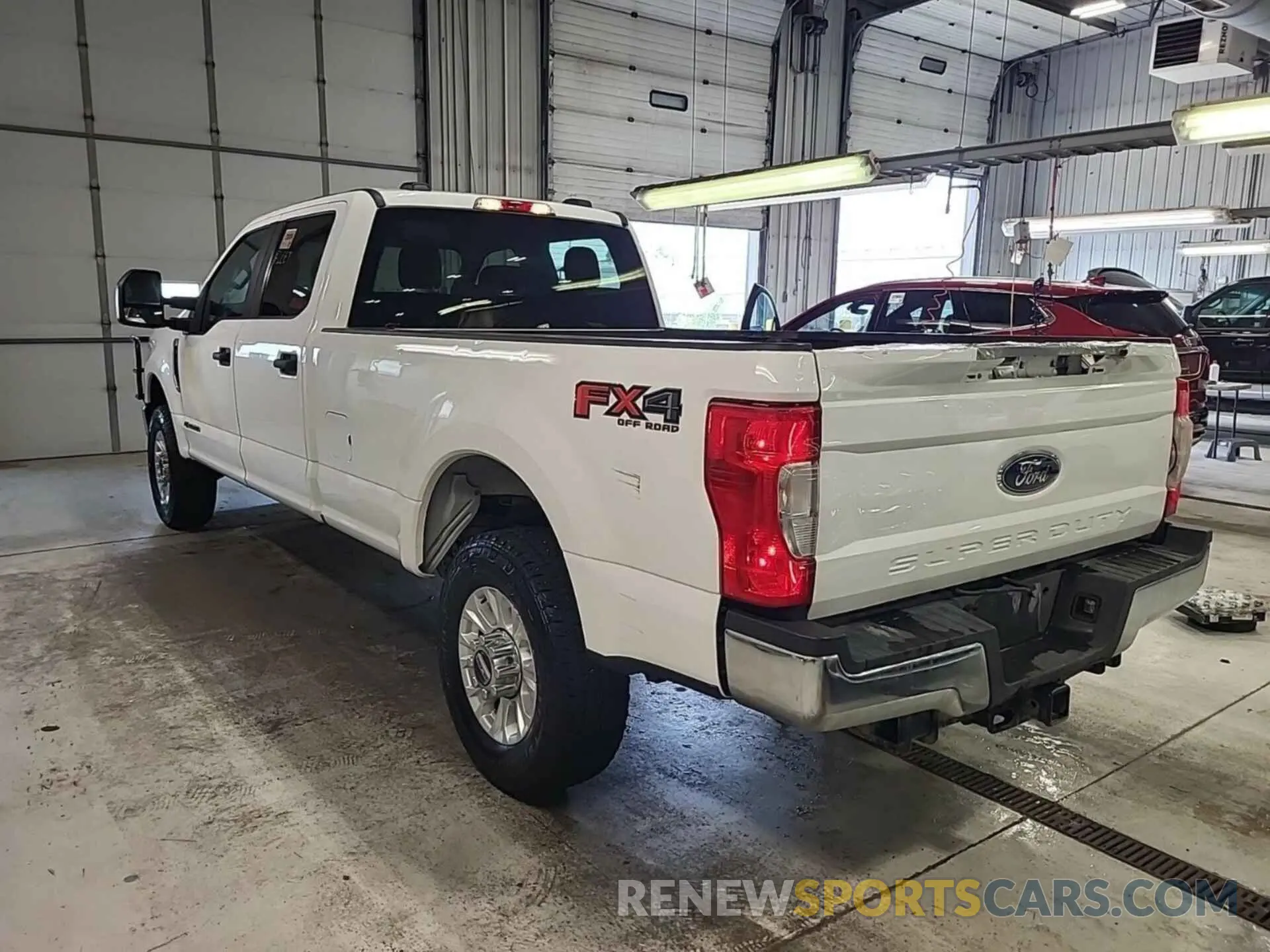 3 Photograph of a damaged car 1FT8W3BT0MEE10543 FORD F350 2021