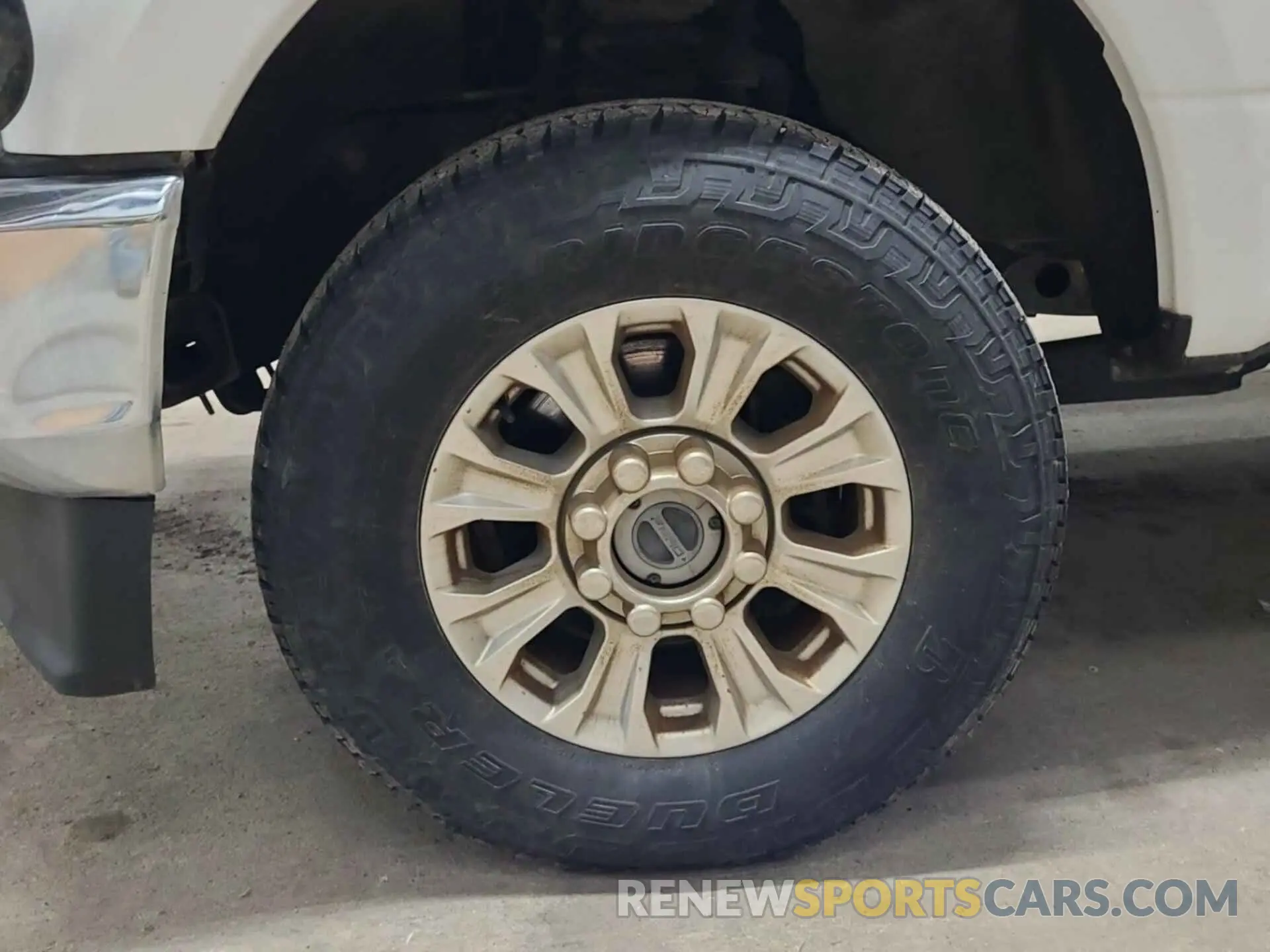 55 Photograph of a damaged car 1FT8W3BT0MEE10543 FORD F350 2021