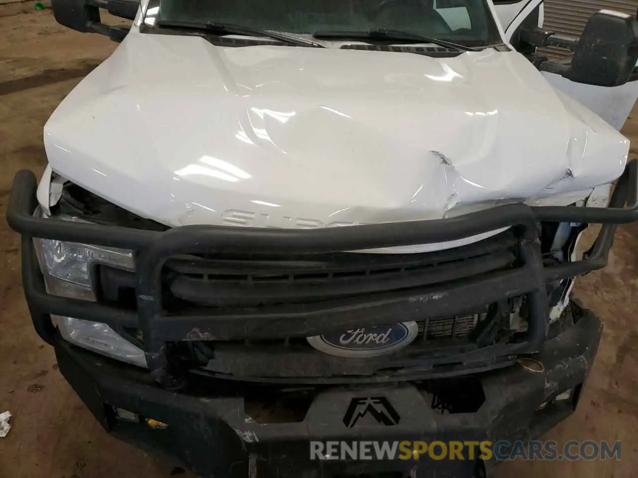 13 Photograph of a damaged car 1FT8W3BT2MEC11705 FORD F350 2021