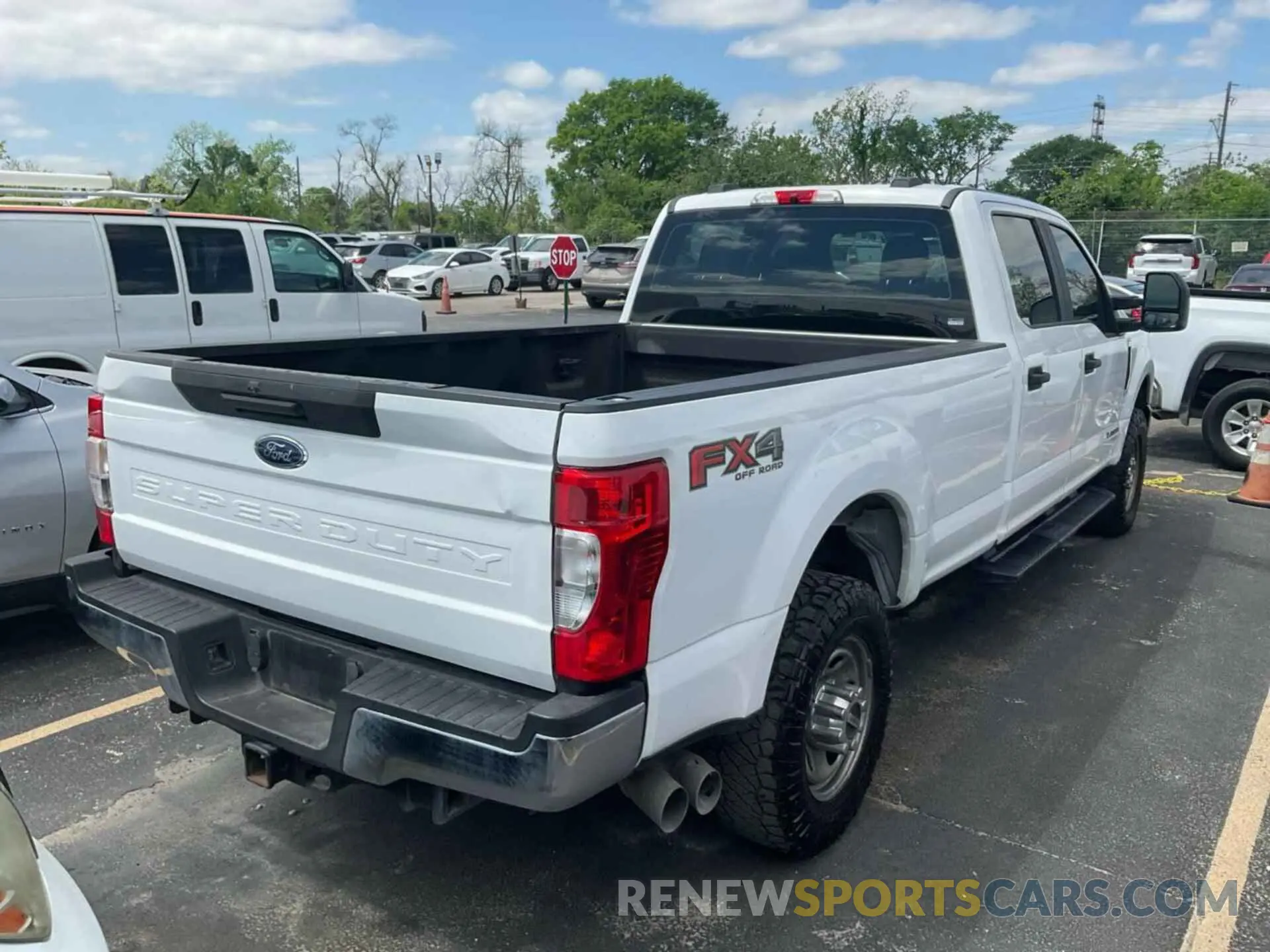 14 Photograph of a damaged car 1FT8W3BT5MEC88780 FORD F350 2021