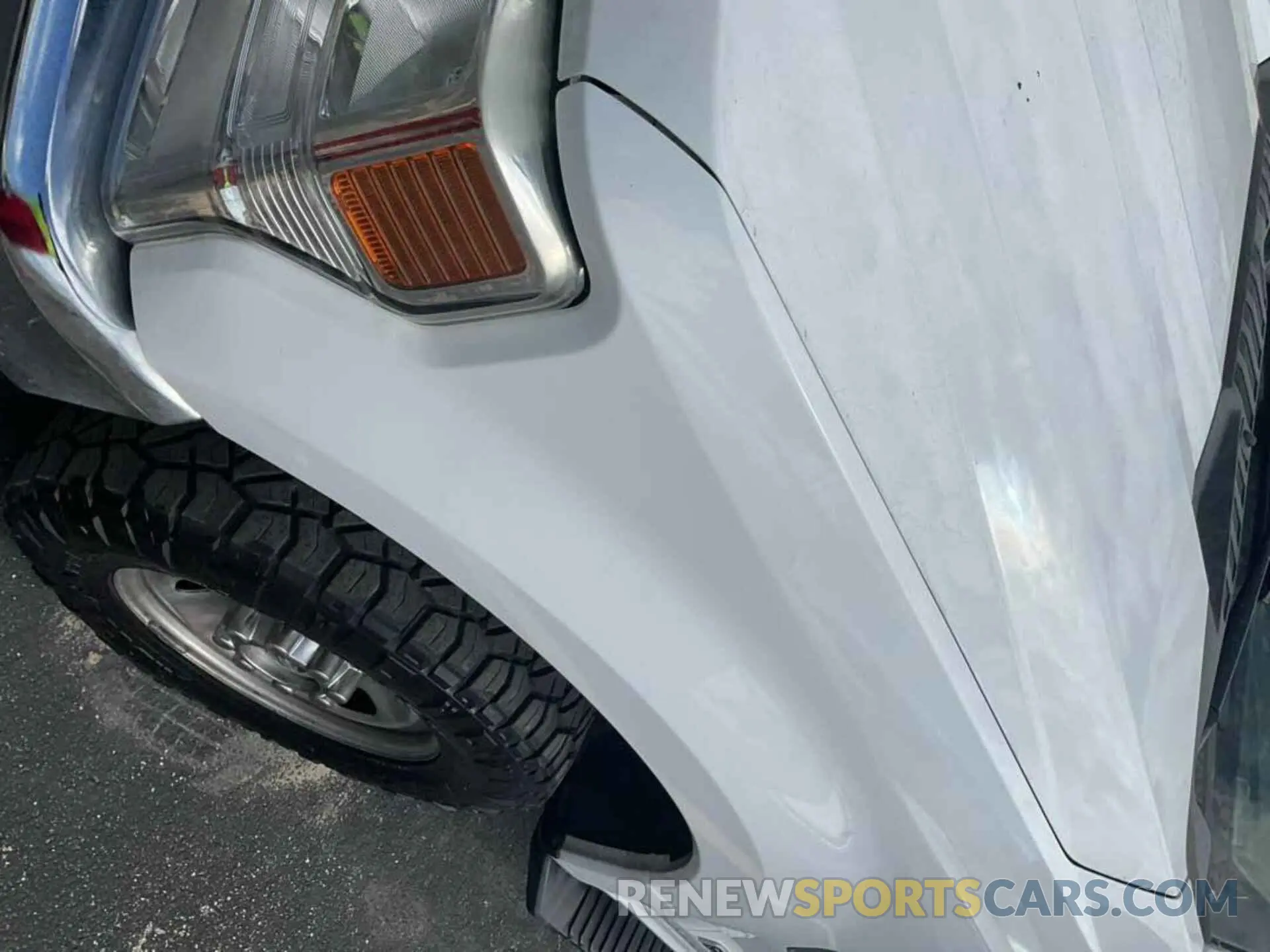 20 Photograph of a damaged car 1FT8W3BT5MEC88780 FORD F350 2021