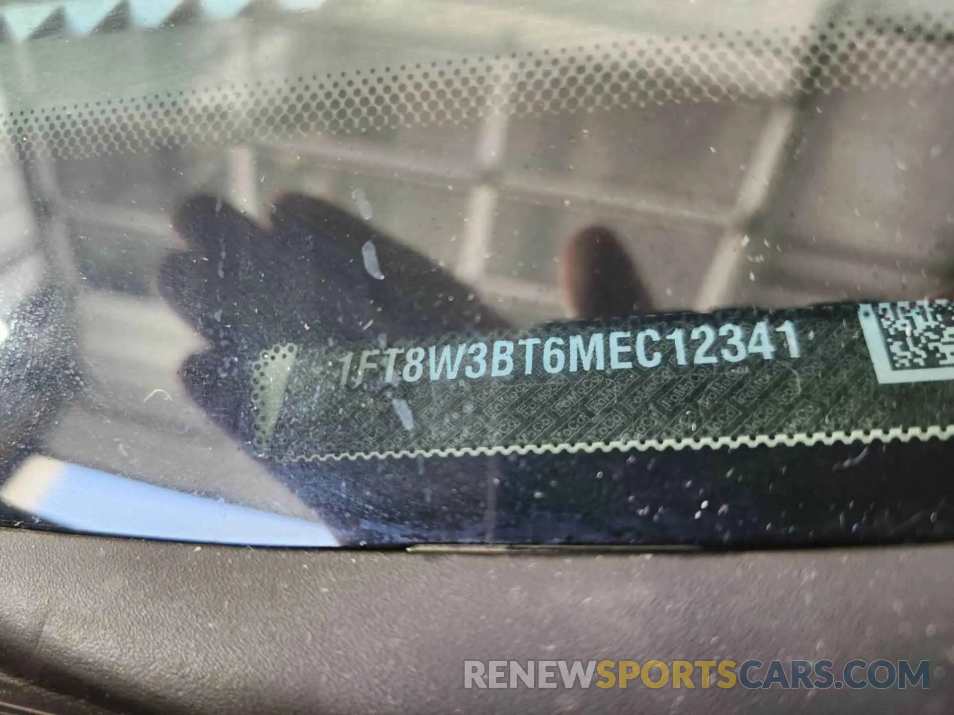 15 Photograph of a damaged car 1FT8W3BT6MEC12341 FORD F350 2021