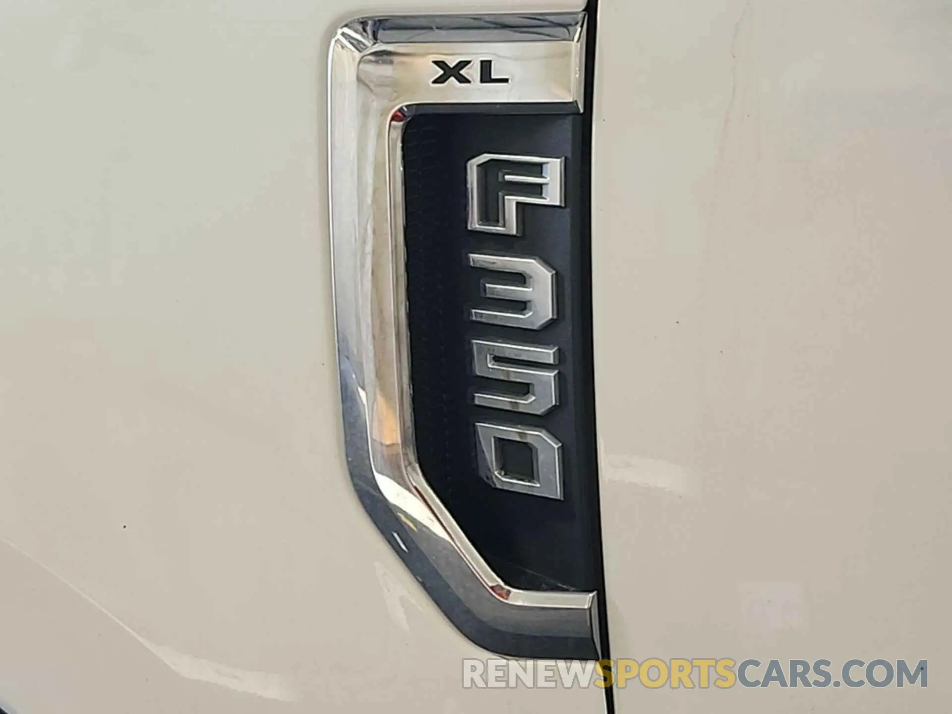 11 Photograph of a damaged car 1FT8W3BTXMED57480 FORD F350 2021