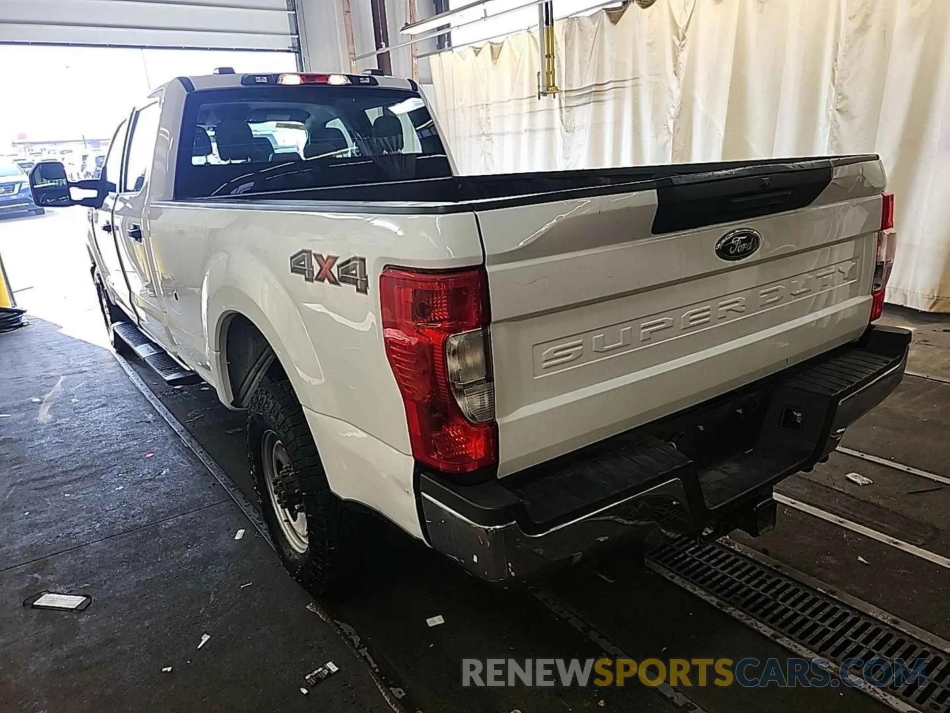 23 Photograph of a damaged car 1FT8W3BTXMED57480 FORD F350 2021