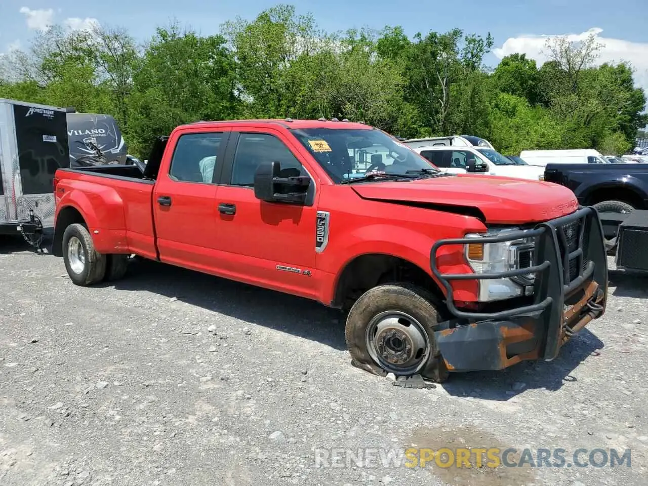 4 Photograph of a damaged car 1FT8W3DT3MED18310 FORD F350 2021