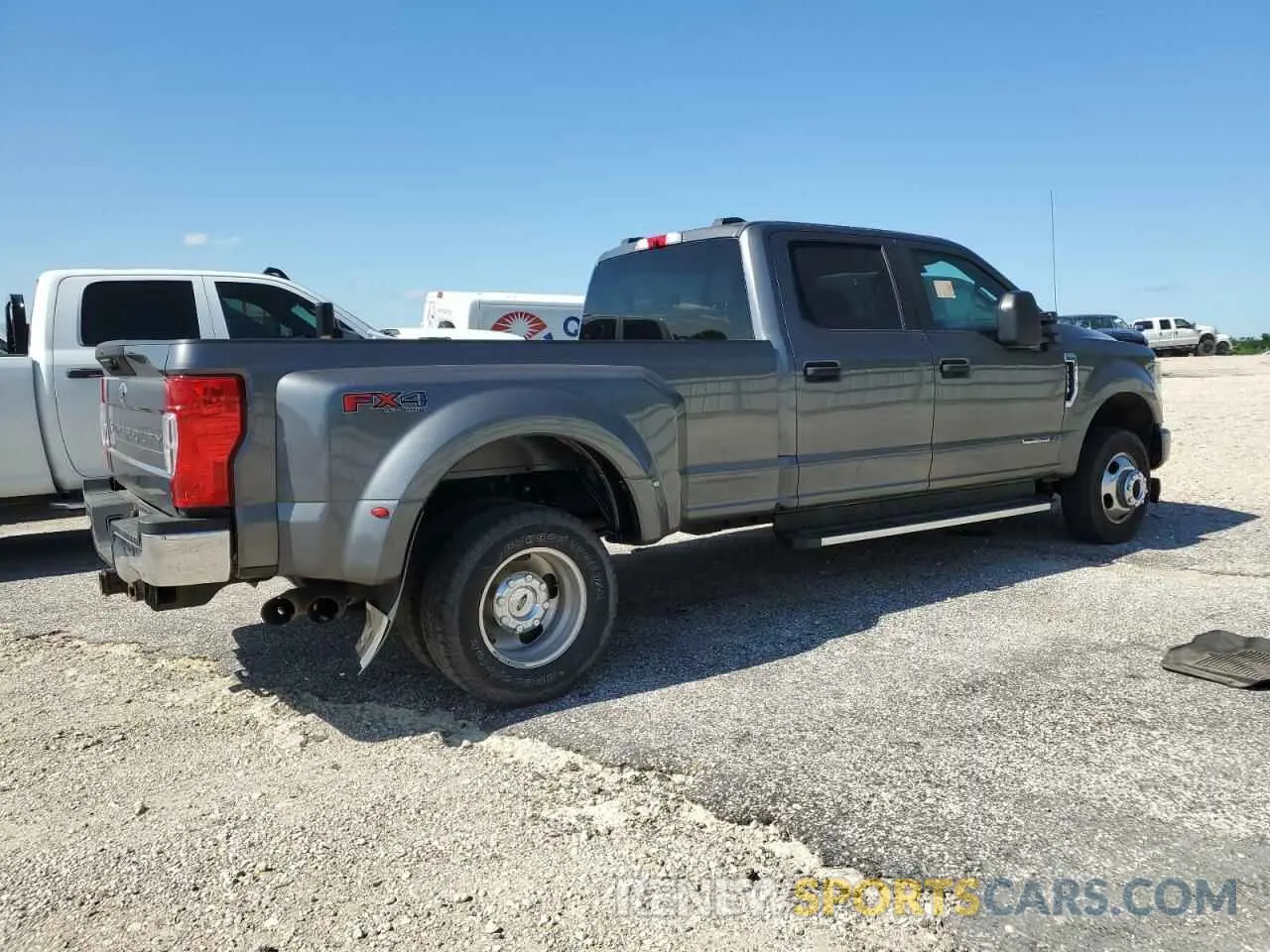 3 Photograph of a damaged car 1FT8W3DT4MEC60062 FORD F350 2021