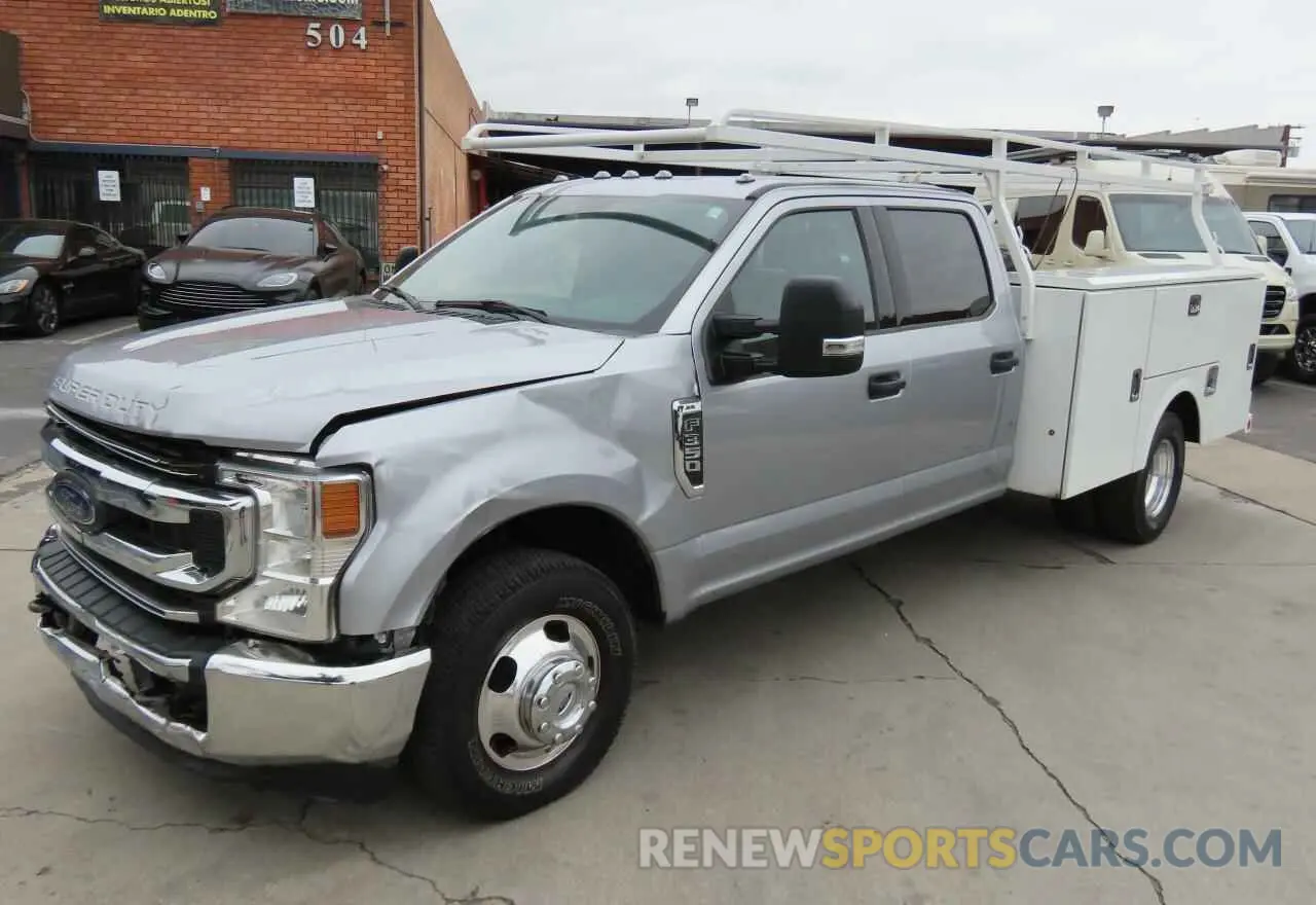 2 Photograph of a damaged car 1FD8W3GN5NEF58887 FORD F350 2022