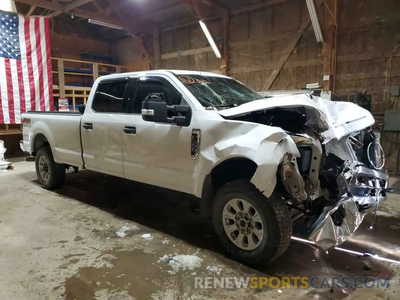 4 Photograph of a damaged car 1FT8W3B63NEC38908 FORD F350 2022