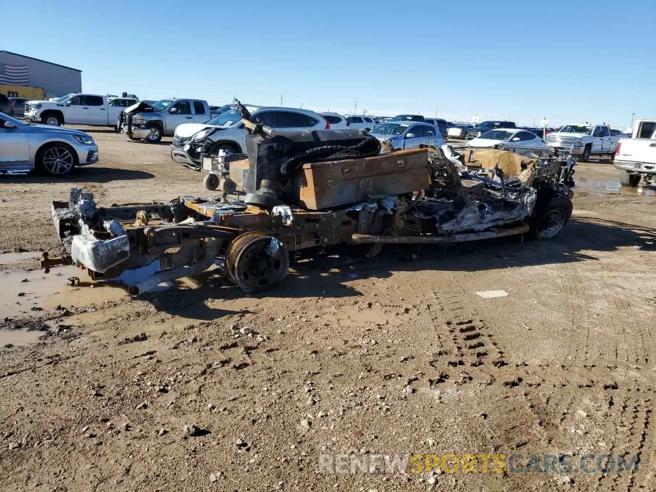 4 Photograph of a damaged car 1FT8W3BN0NEC70397 FORD F350 2022