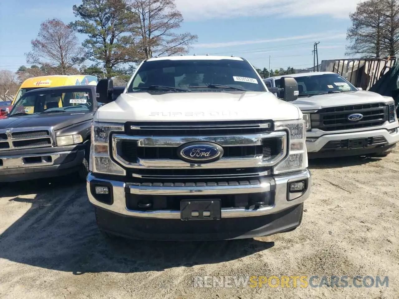 5 Photograph of a damaged car 1FT8W3BN3NED03358 FORD F350 2022