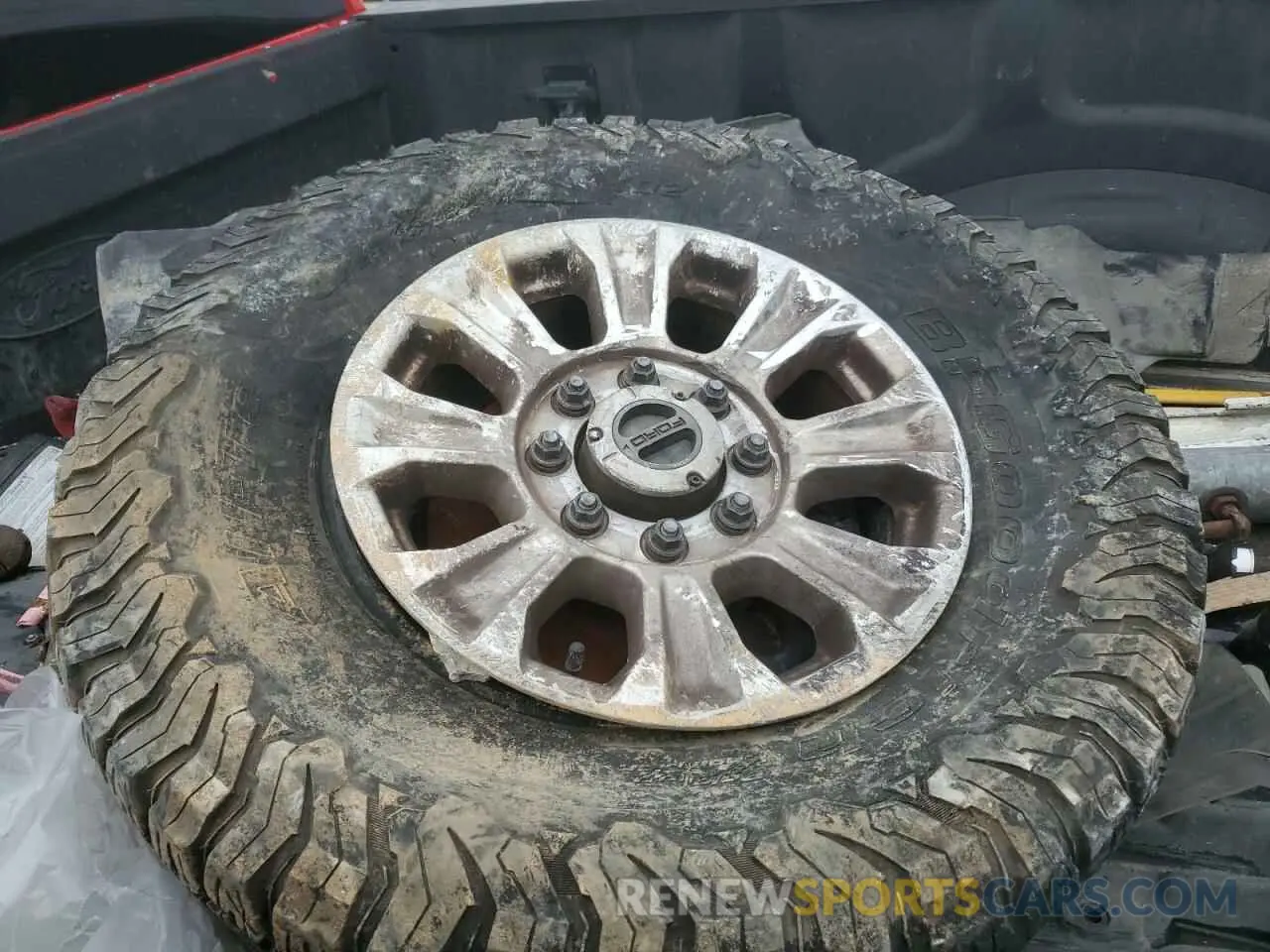 12 Photograph of a damaged car 1FT8W3BN3NED72339 FORD F350 2022