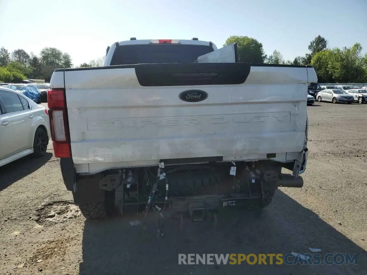 6 Photograph of a damaged car 1FT8W3BT2NEC89662 FORD F350 2022