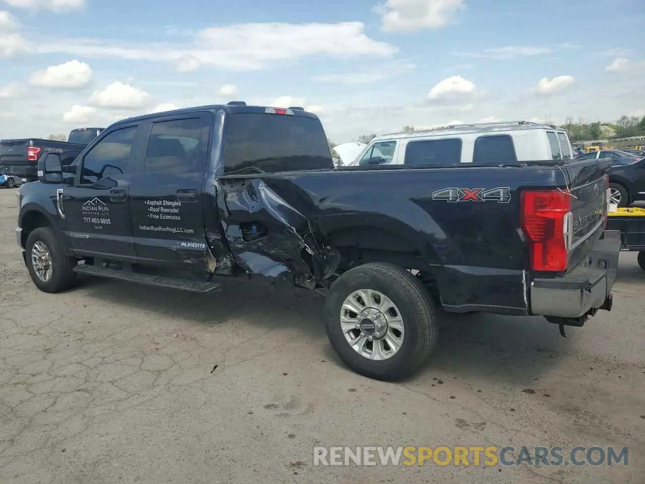2 Photograph of a damaged car 1FT8W3BT2NED18075 FORD F350 2022