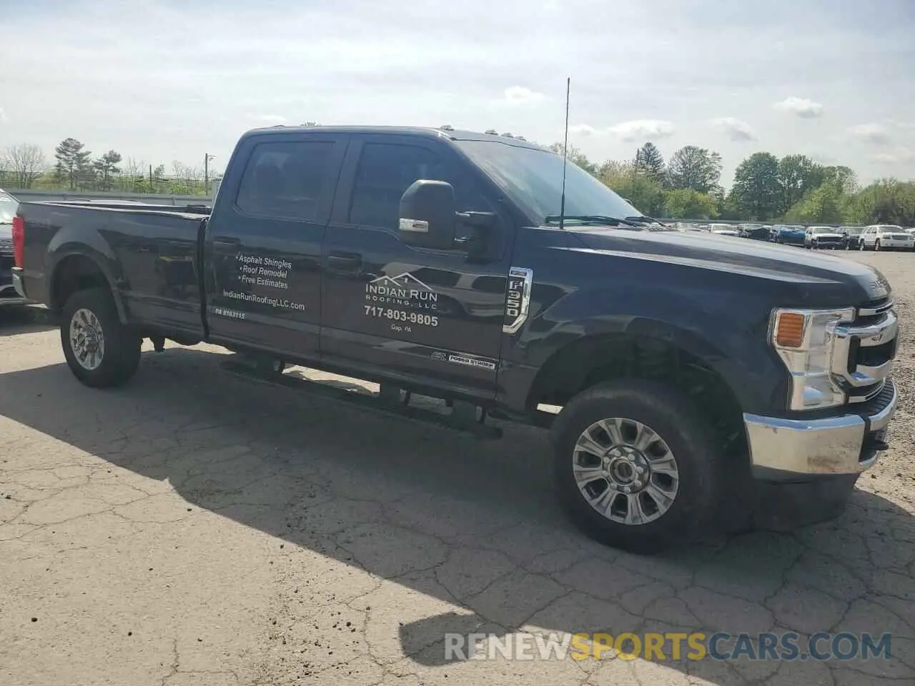 4 Photograph of a damaged car 1FT8W3BT2NED18075 FORD F350 2022