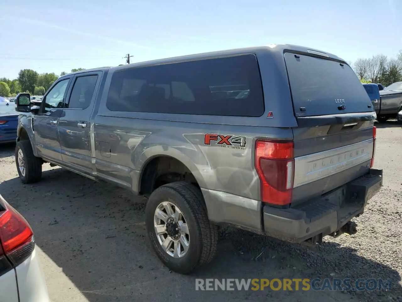 2 Photograph of a damaged car 1FT8W3BT5NEC65985 FORD F350 2022