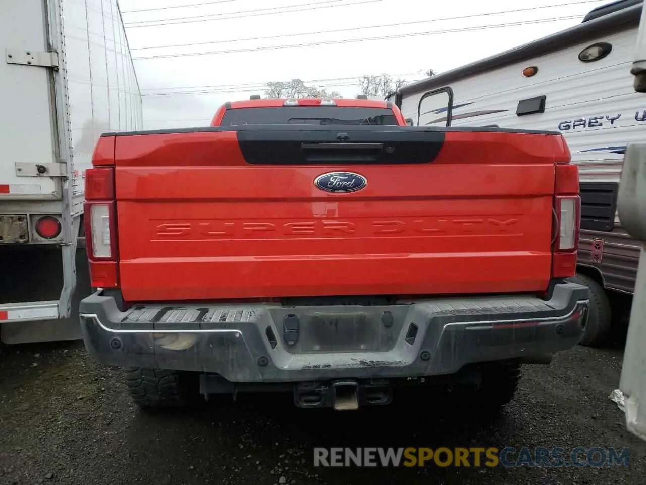 6 Photograph of a damaged car 1FT8W3BT9NEE28735 FORD F350 2022