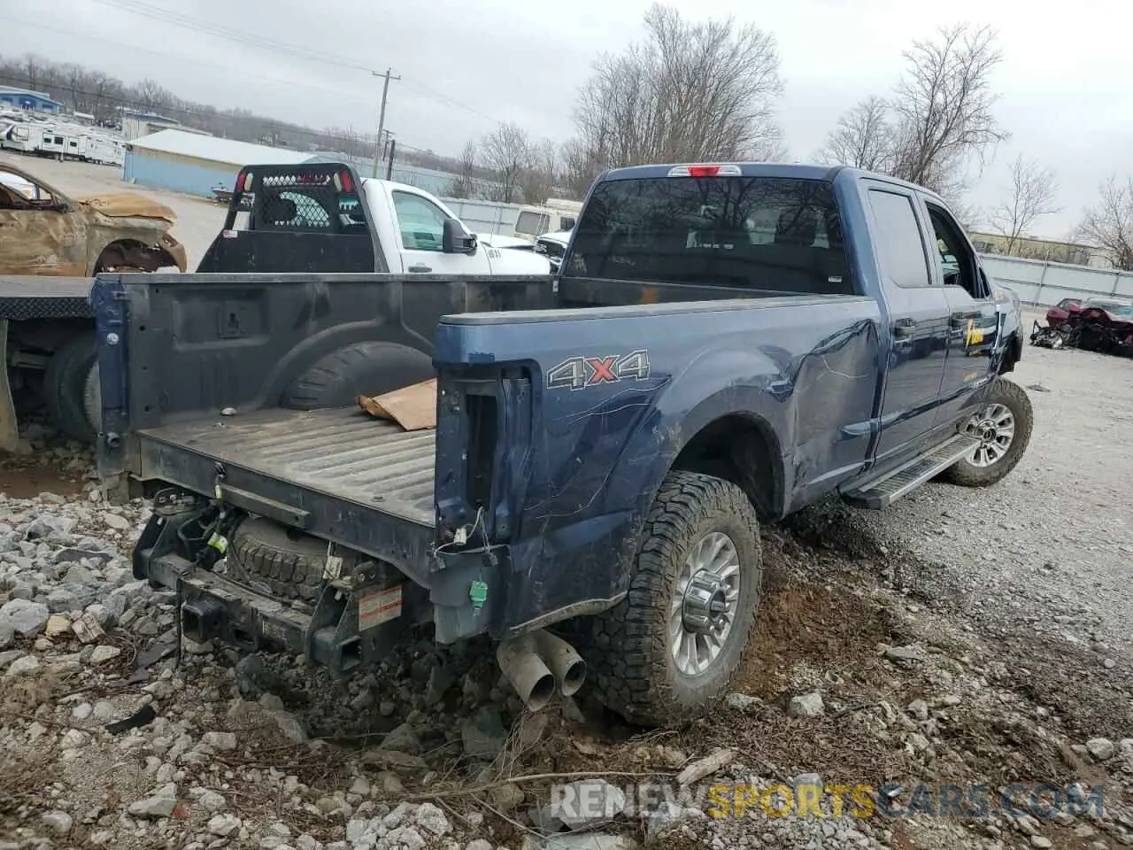 3 Photograph of a damaged car 1FT8W3BTXNED06336 FORD F350 2022