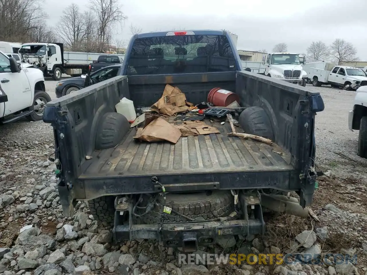 6 Photograph of a damaged car 1FT8W3BTXNED06336 FORD F350 2022