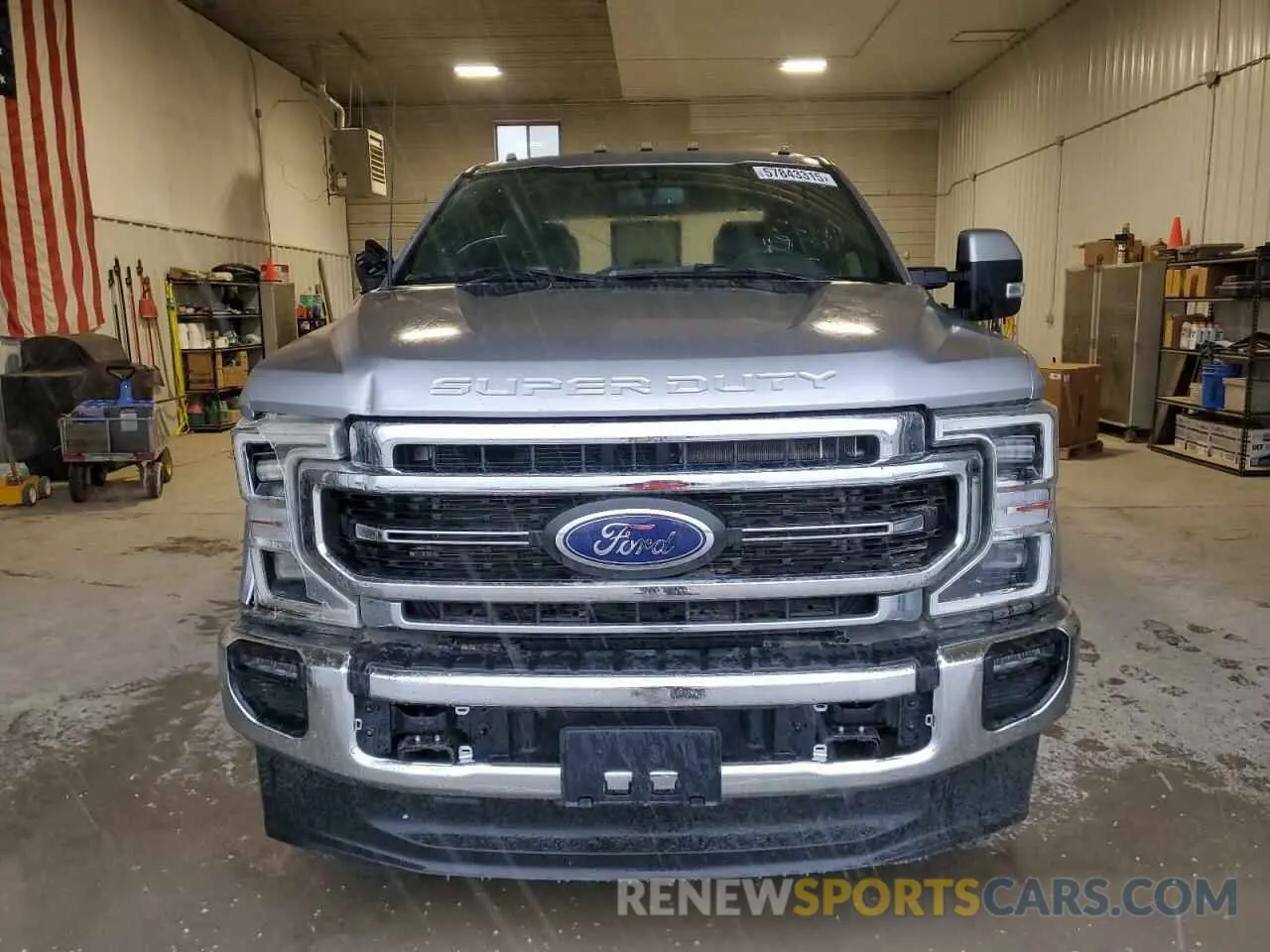 5 Photograph of a damaged car 1FT8W3BTXNEE87518 FORD F350 2022