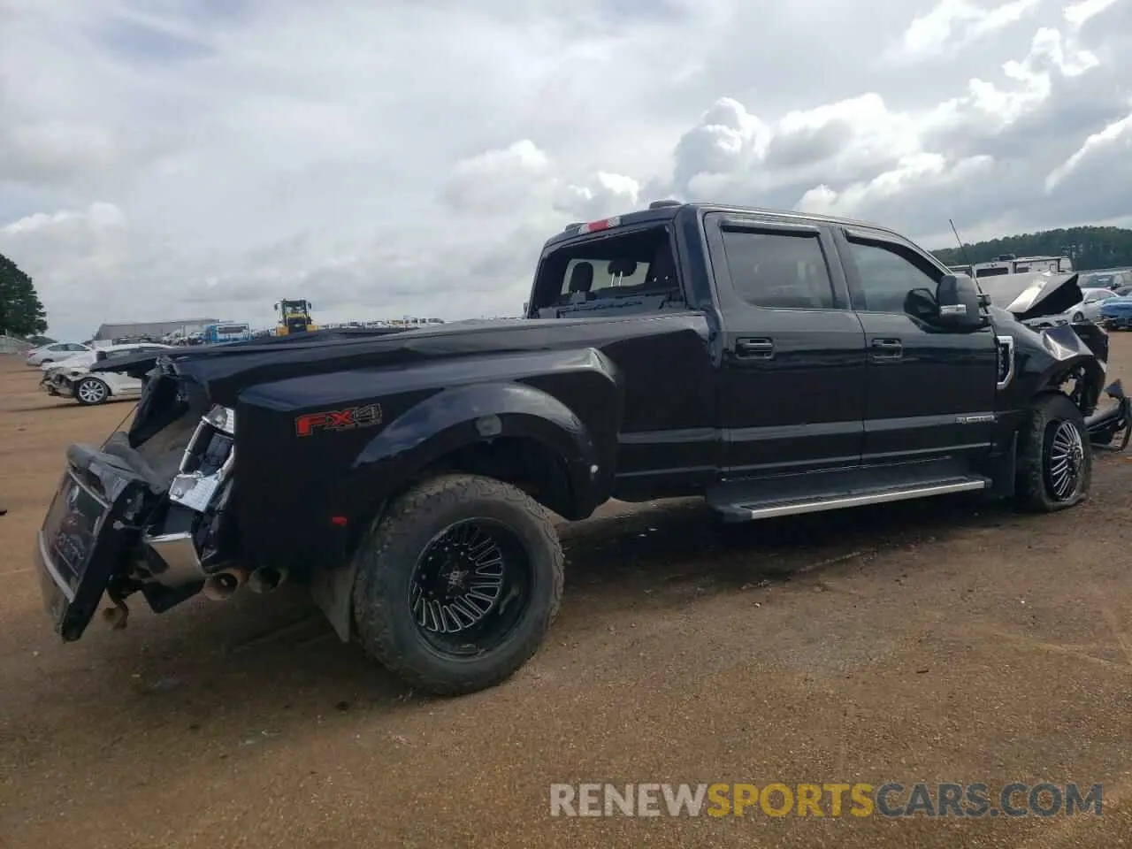 3 Photograph of a damaged car 1FT8W3DT1NEF56688 FORD F350 2022
