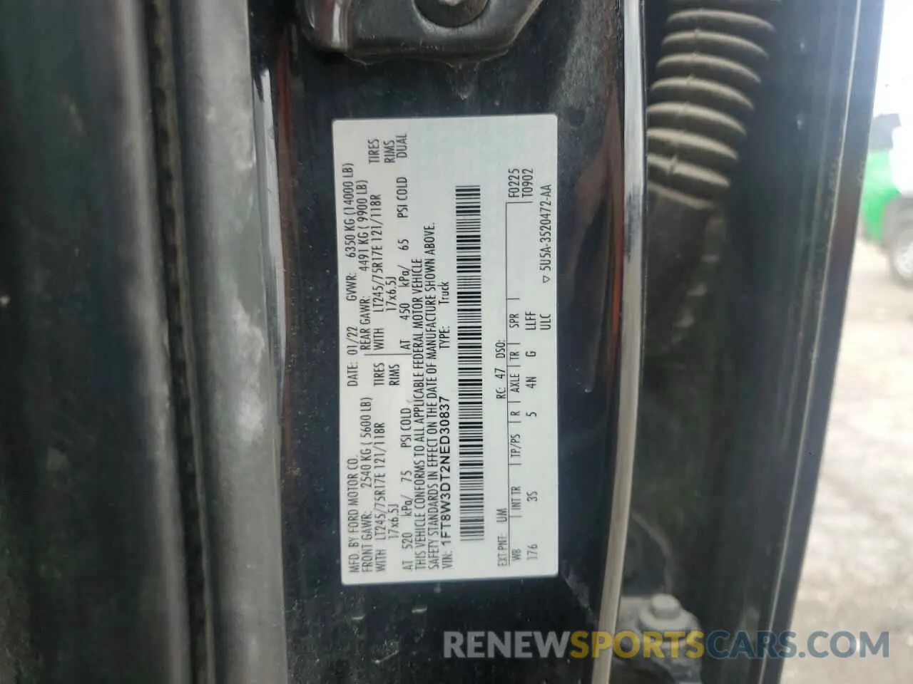 13 Photograph of a damaged car 1FT8W3DT2NED30837 FORD F350 2022