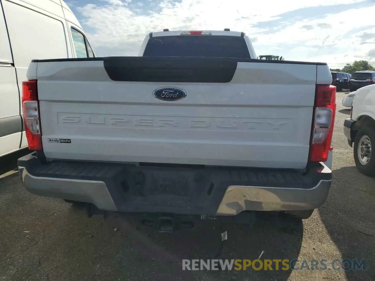 6 Photograph of a damaged car 1FT8W3DT4NEC08027 FORD F350 2022
