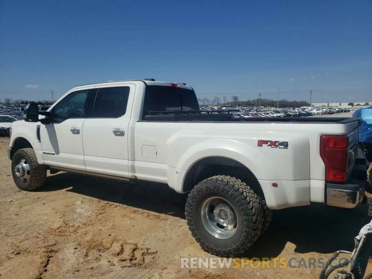 2 Photograph of a damaged car 1FT8W3DT4NED32783 FORD F350 2022