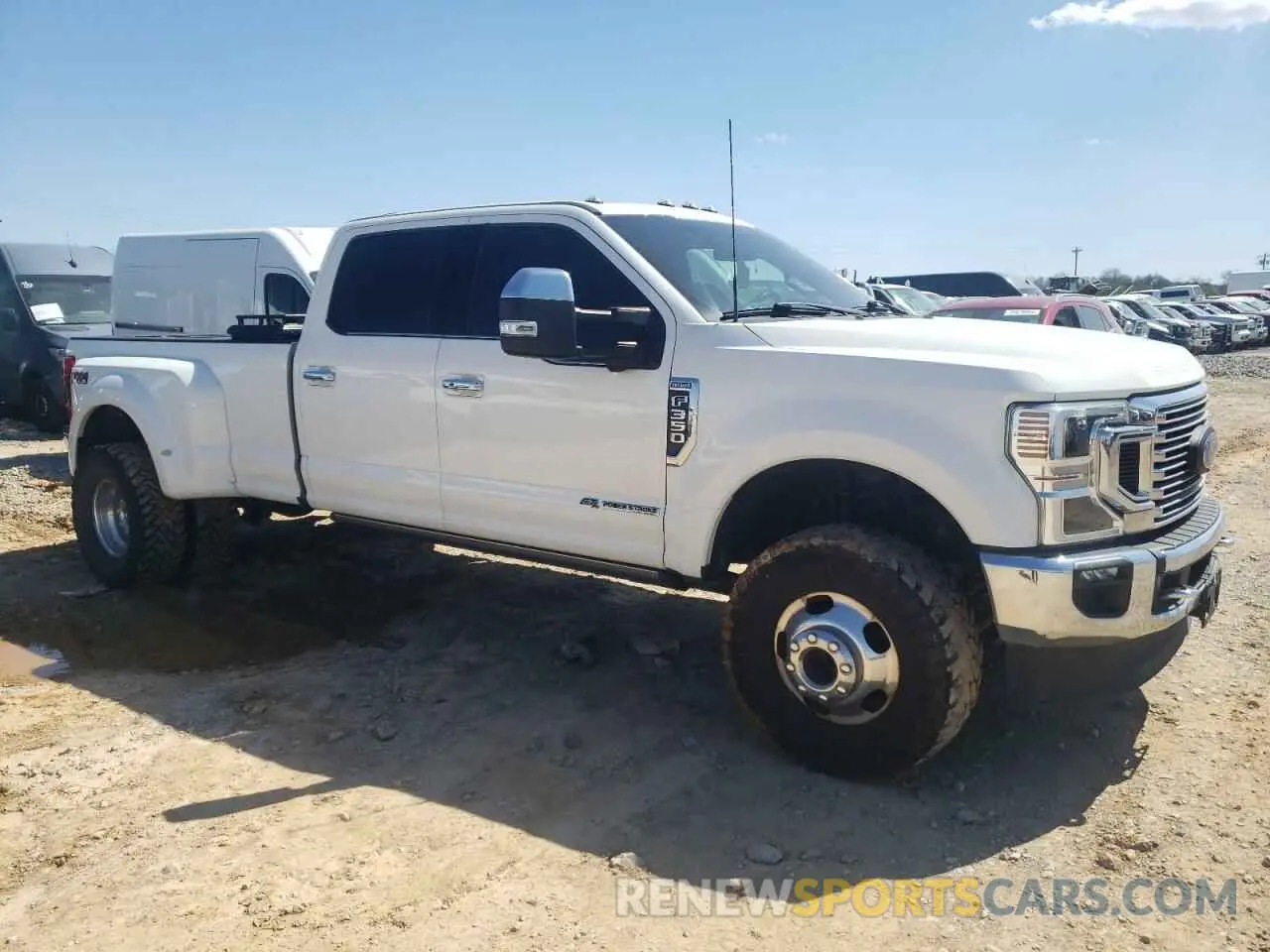 4 Photograph of a damaged car 1FT8W3DT4NED32783 FORD F350 2022