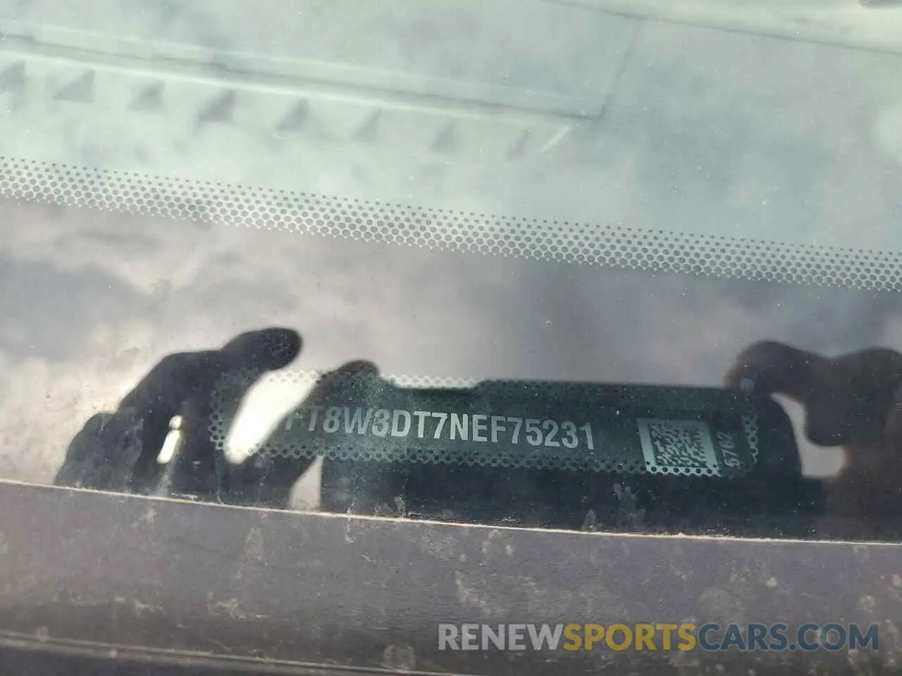 12 Photograph of a damaged car 1FT8W3DT7NEF75231 FORD F350 2022