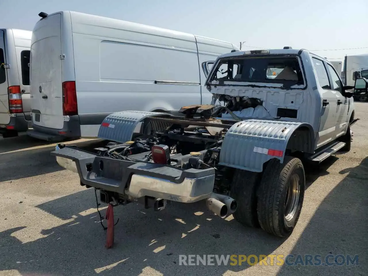 3 Photograph of a damaged car 1FT8W3DT7NEF75231 FORD F350 2022