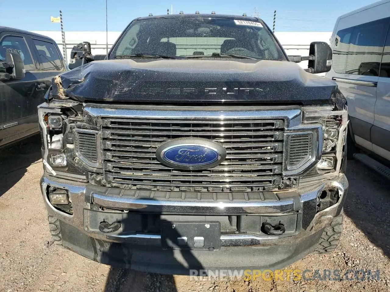 5 Photograph of a damaged car 1FT8W3DT9NEC09111 FORD F350 2022