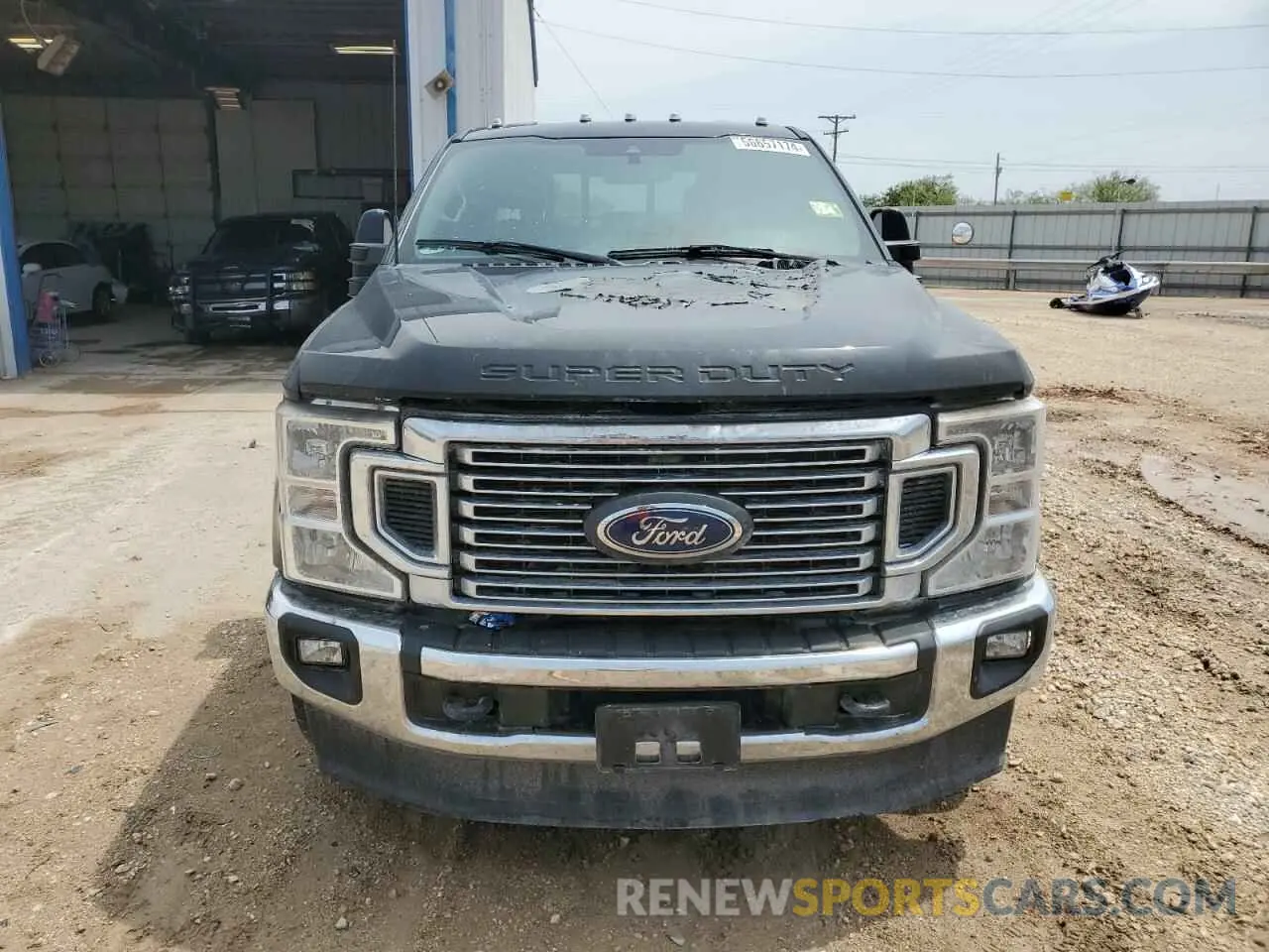 5 Photograph of a damaged car 1FT8W3DT9NEF10753 FORD F350 2022