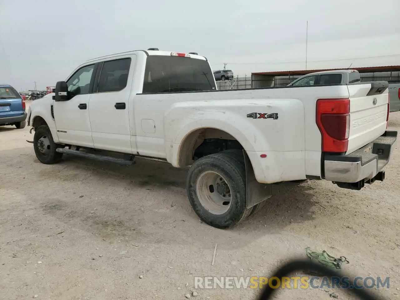 2 Photograph of a damaged car 1FT8W3DTXNEF30154 FORD F350 2022