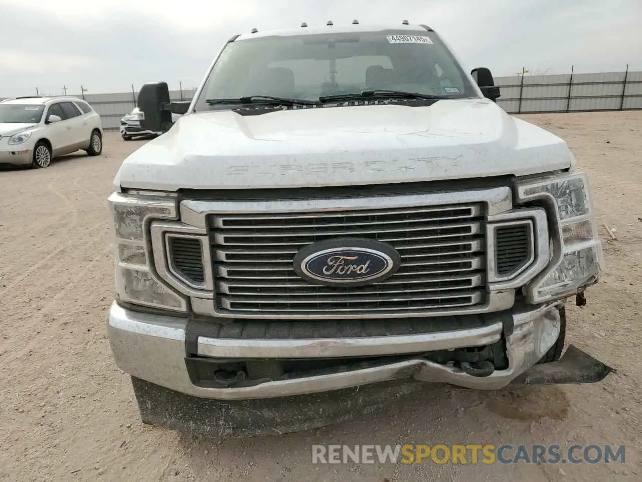 5 Photograph of a damaged car 1FT8W3DTXNEF30154 FORD F350 2022