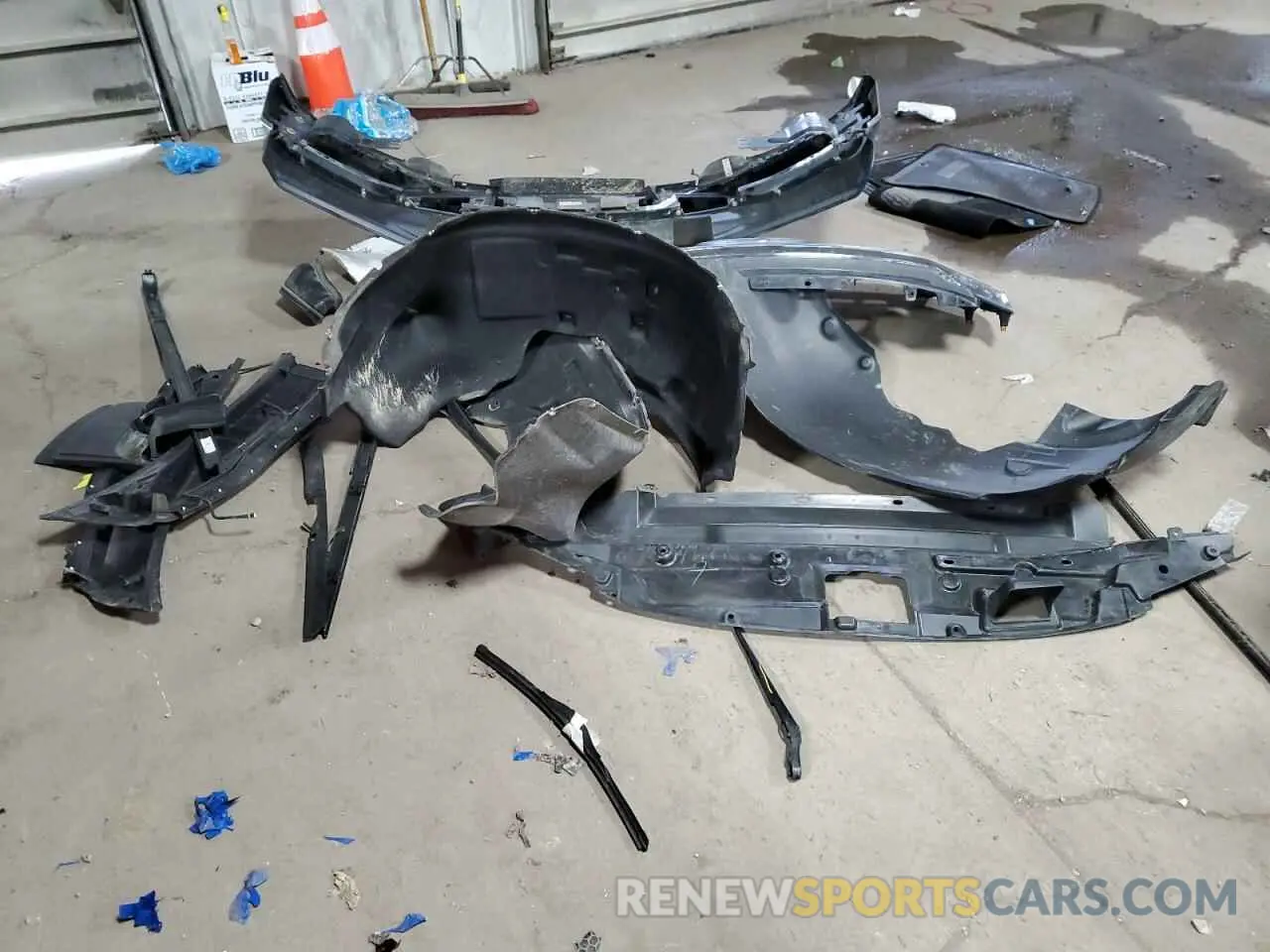 12 Photograph of a damaged car 1FT8X3BN8NEC07304 FORD F350 2022