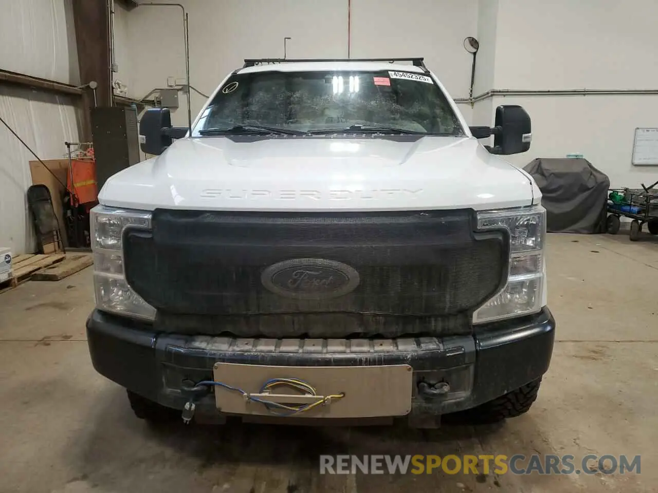 5 Photograph of a damaged car 1FT8X3BT4NEC79308 FORD F350 2022