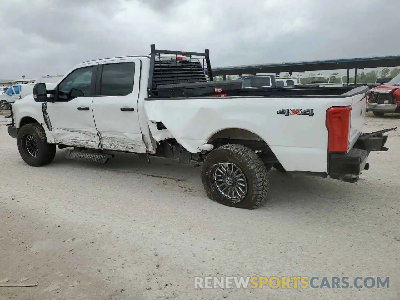 2 Photograph of a damaged car 1FT8W3BAXPED55876 FORD F350 2023