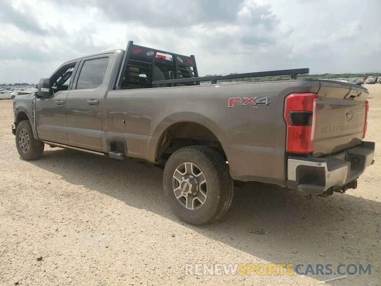 2 Photograph of a damaged car 1FT8W3BM1PEC98851 FORD F350 2023