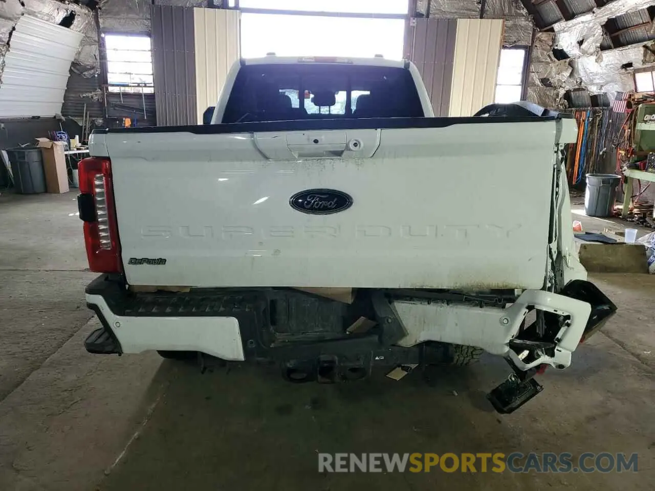 6 Photograph of a damaged car 1FT8W3BT6PED68674 FORD F350 2023