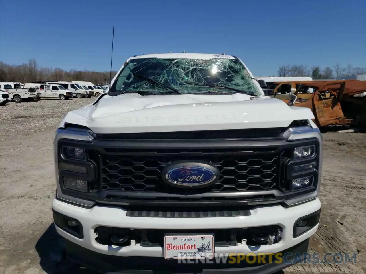 5 Photograph of a damaged car 1FT8X3BA8PED14174 FORD F350 2023