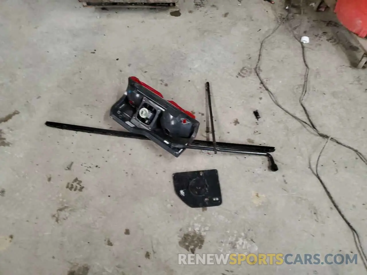 12 Photograph of a damaged car 1FT8X3BN3PEC39662 FORD F350 2023