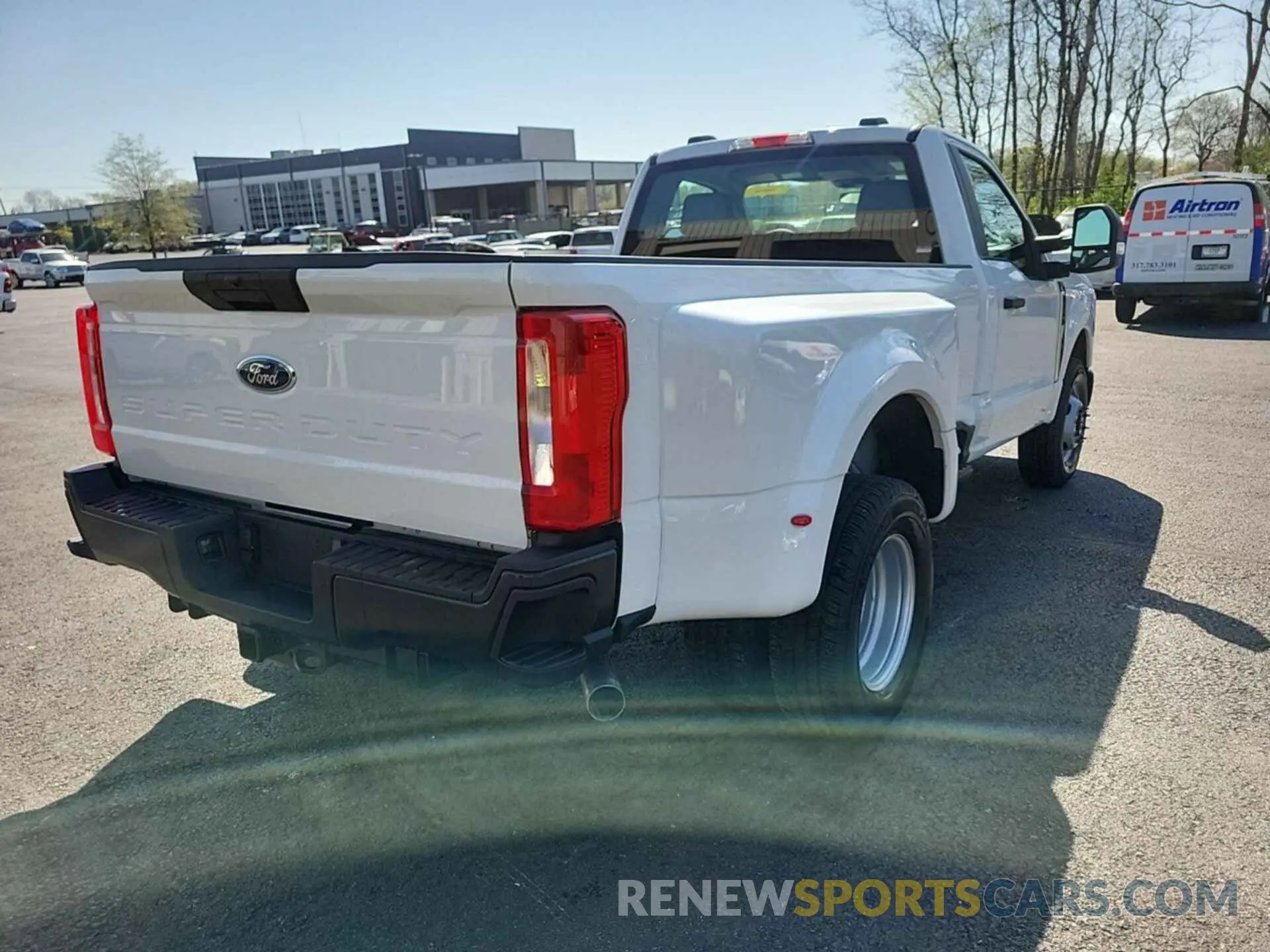 13 Photograph of a damaged car 1FTRF3CA7PED47088 FORD F350 2023