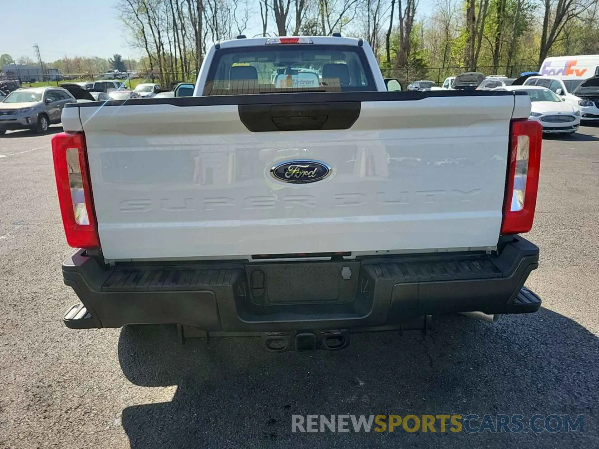18 Photograph of a damaged car 1FTRF3CA7PED47088 FORD F350 2023