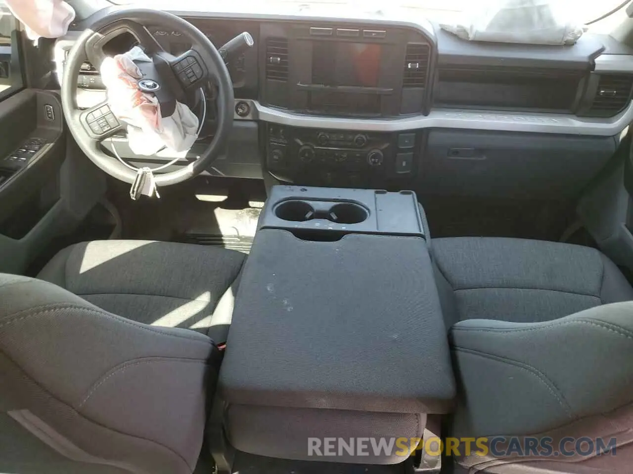 8 Photograph of a damaged car 1FT8W3AA4REE16255 FORD F350 2024