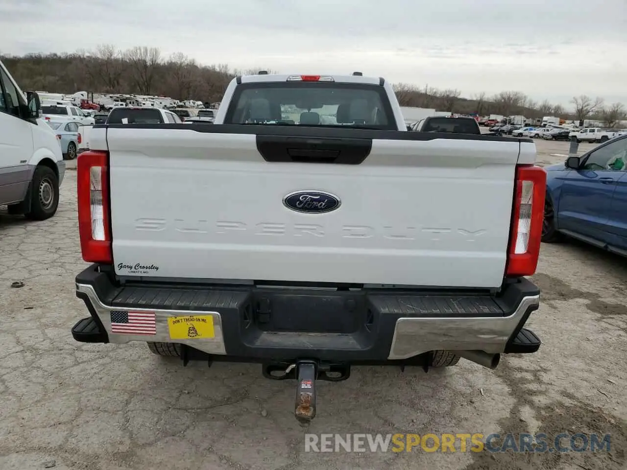 6 Photograph of a damaged car 1FT8W3BA1REF18983 FORD F350 2024