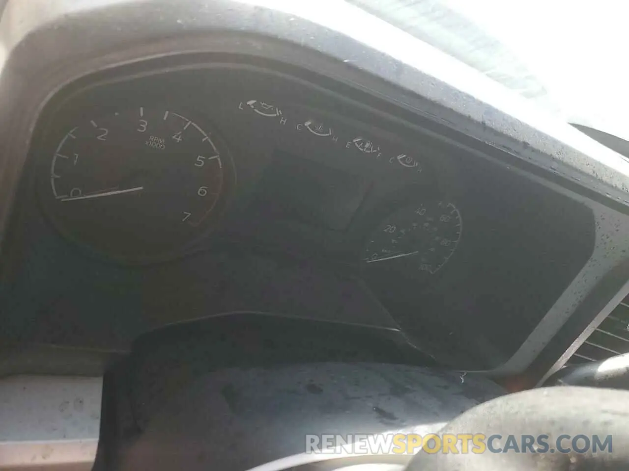 9 Photograph of a damaged car 1FT8W3BA1REF18983 FORD F350 2024