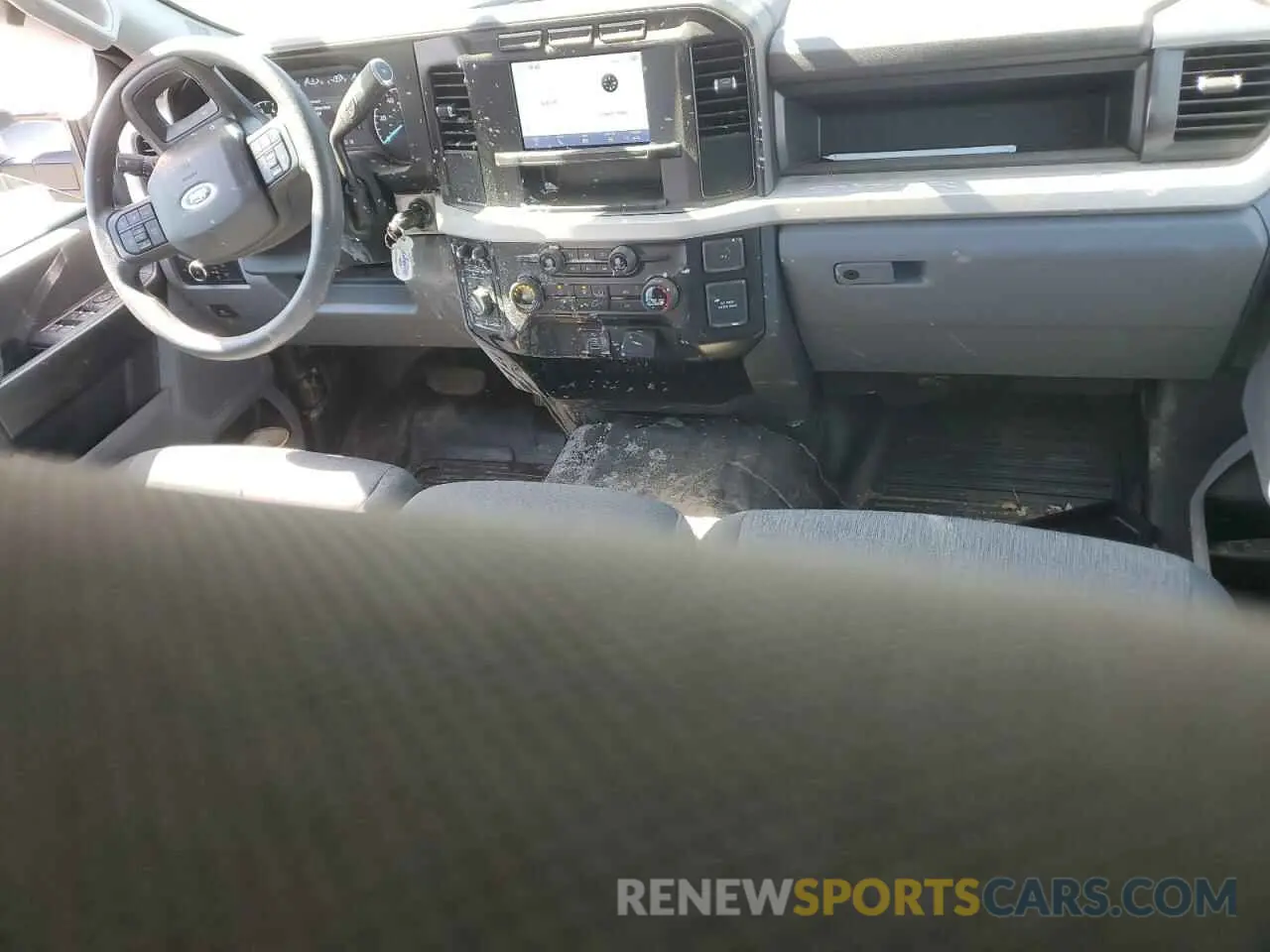 8 Photograph of a damaged car 1FT8W3BA6REF21510 FORD F350 2024