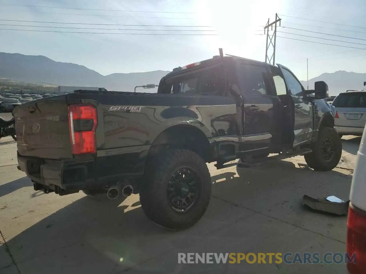 3 Photograph of a damaged car 1FT8W3BM7RED63706 FORD F350 2024