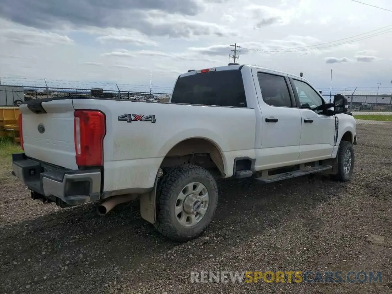 3 Photograph of a damaged car 1FT8W3BN2REC96988 FORD F350 2024