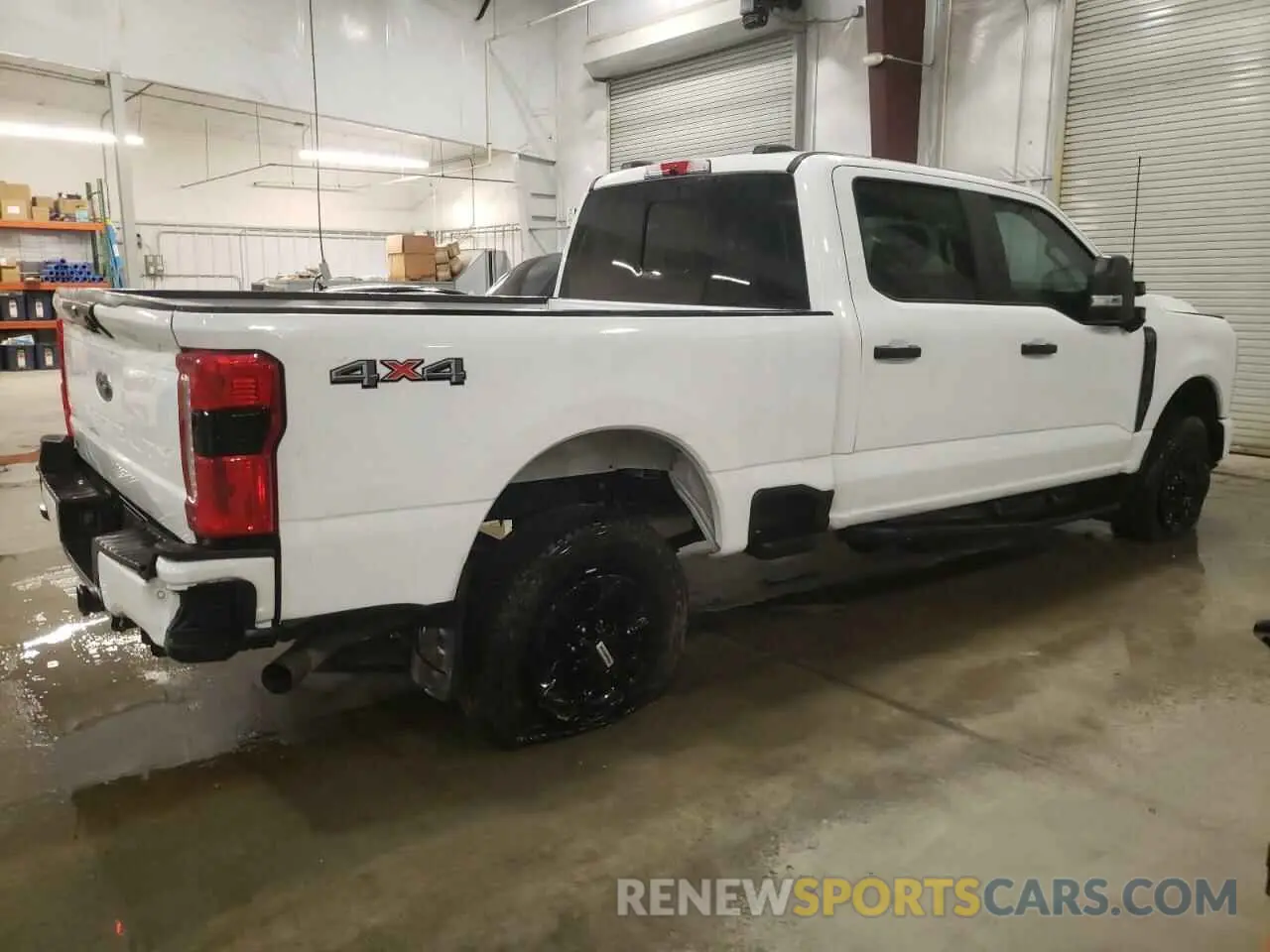 3 Photograph of a damaged car 1FT8W3BN2REE45500 FORD F350 2024
